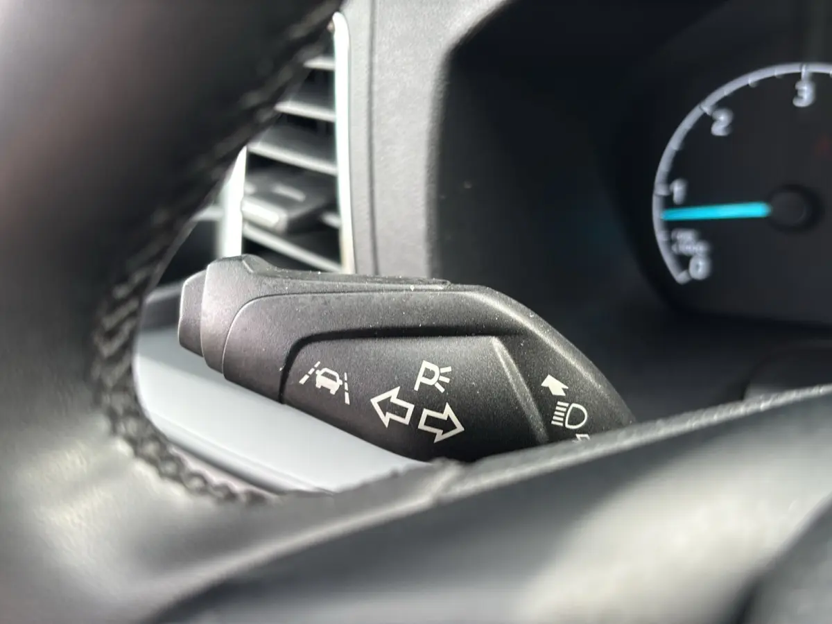 320 2.0 TDCI L1H1 Limited | Trekhaak | Sortimo inrichting | Camera | Stoelverwarming