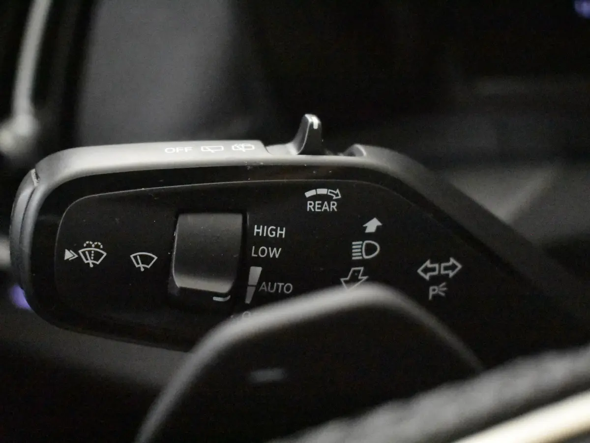 1.5 TSI PHEV Sportline Business 204PK DSG/AUT | Head-up display | Elektr glazen pano-dak | Trekhaak uitklapbaar | Stoel/stuurverw | Cruise contr adapt | Side assist | DAB | NAVI | LED | 19"L