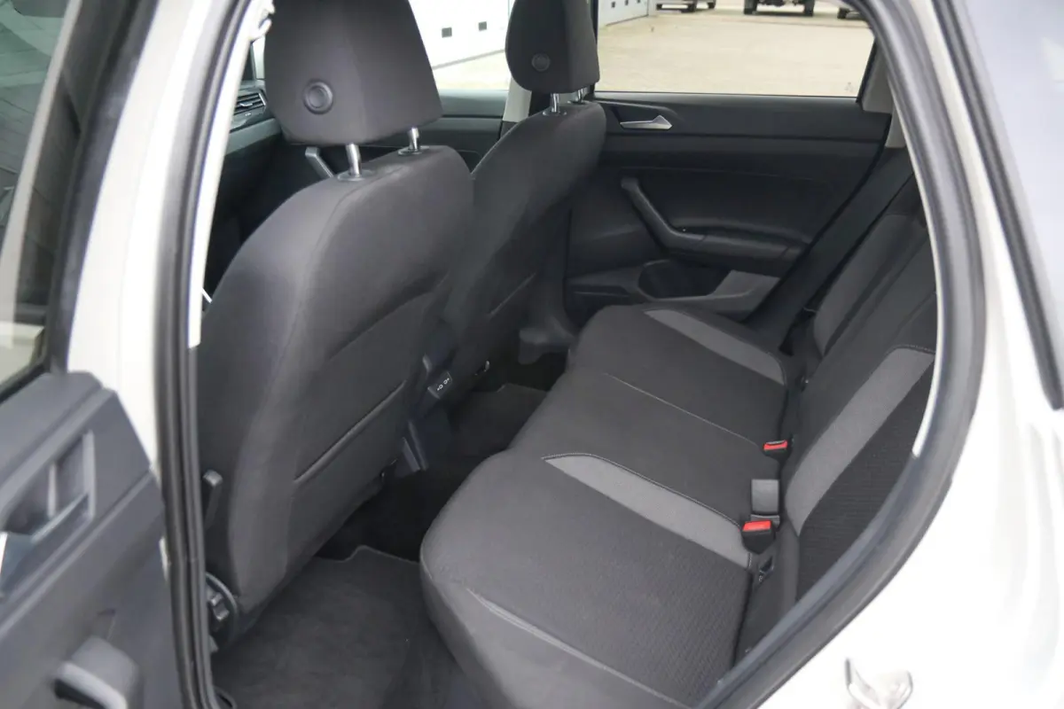 1.0 TSI 115pk DSG Life Edition | App Connect | Clima | Achteruitrijcamera | Stoelverwarming