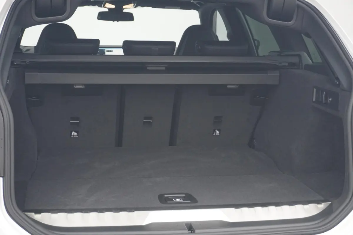 330e | M Sportpakket Pro | Panoramadak | Harman Kardon | M Sportstoelen | Stuur-/stoelverwarming