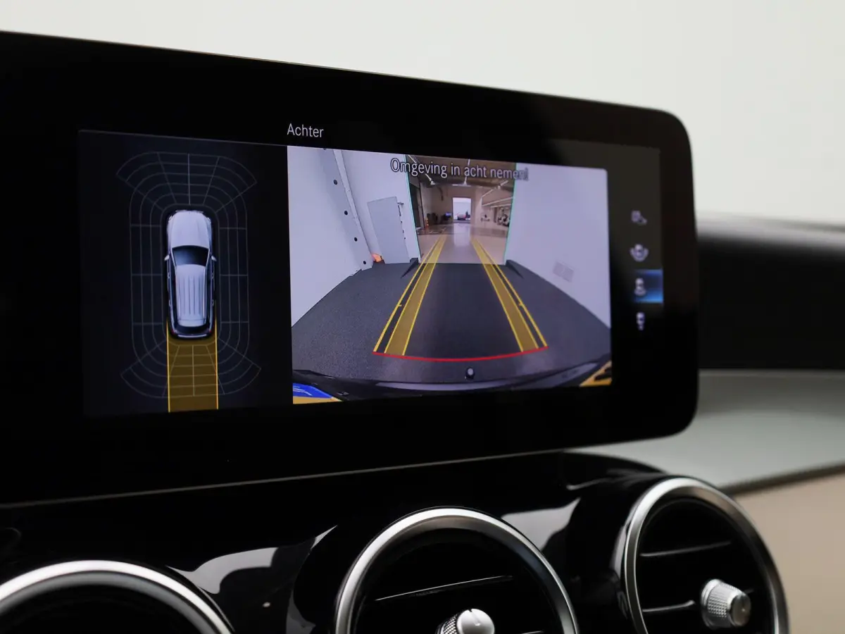 200 Business Solution Limited | Automaat | Apple Carplay / Android Auto | Achteruitrijcamera | Parkeersensoren | Stoelverwarming | Trekhaak |