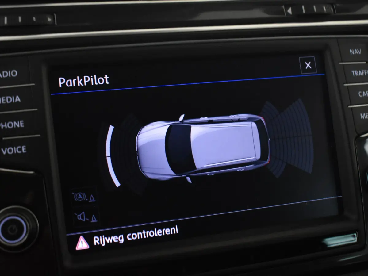 1.4 TSI Comfortline l Cruise Control l Metallic lak l Navigatie l Apple Car Play/Android l Multifunct. Stuurwiel l Climate Control l