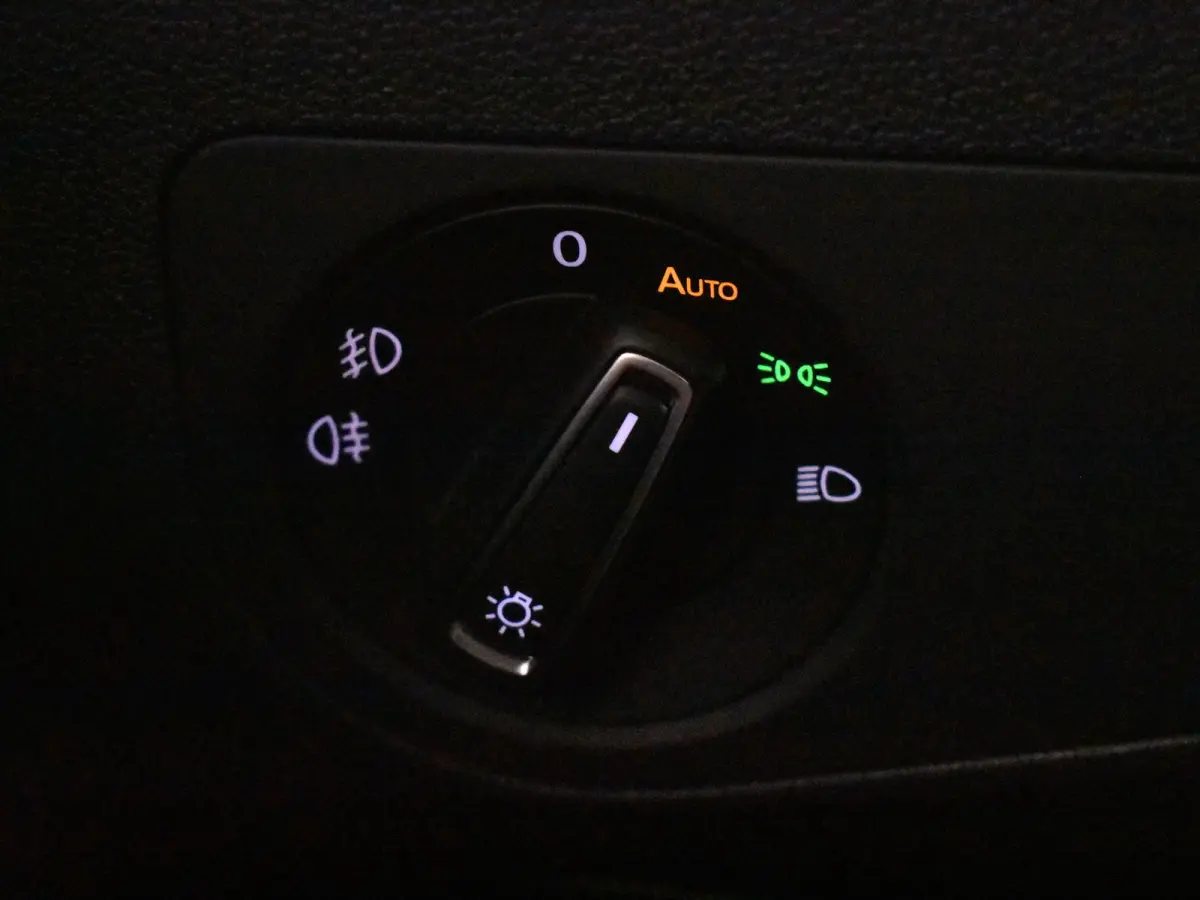 1.4 TSI Comfortline l Cruise Control l Metallic lak l Navigatie l Apple Car Play/Android l Multifunct. Stuurwiel l Climate Control l