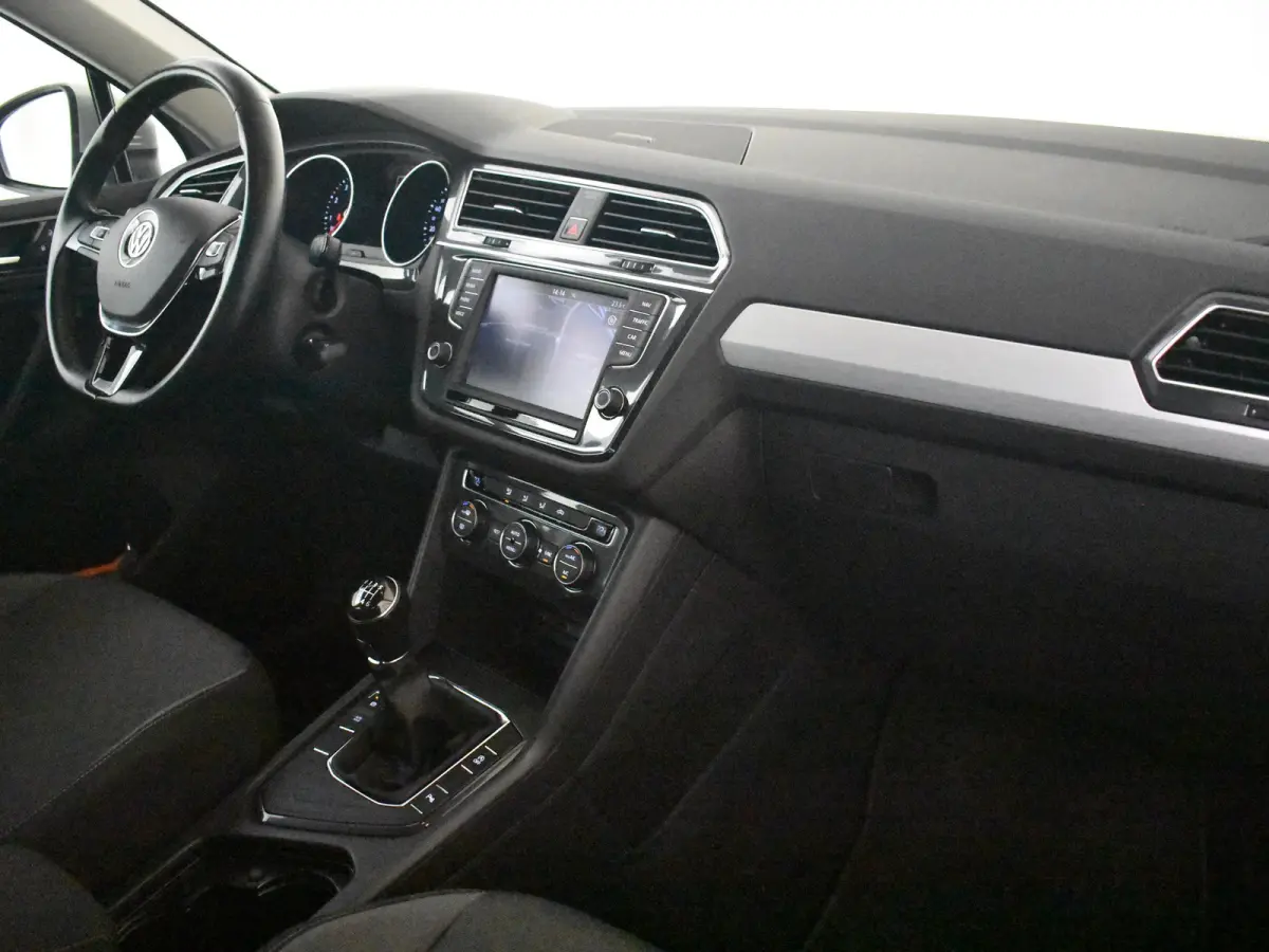 1.4 TSI Comfortline l Cruise Control l Metallic lak l Navigatie l Apple Car Play/Android l Multifunct. Stuurwiel l Climate Control l
