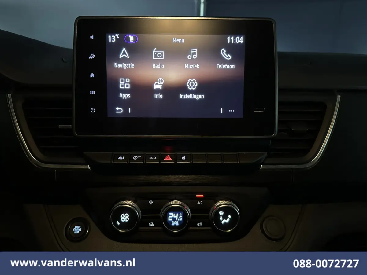 2.0 dCi 150pk L2H1 Facelift SPORT Euro6 Airco | Camera | Navigatie | LED | Trekhaak Cruisecontrol, Dakdragers, Parkeersensoren, Bijrijdersbank