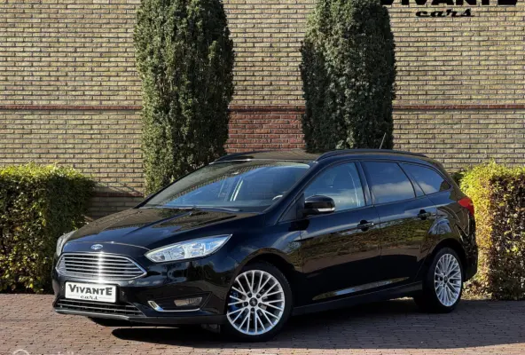 1.0 Trend Stoel+Stuur+Voorruit.vrw*Carplay*Cruise