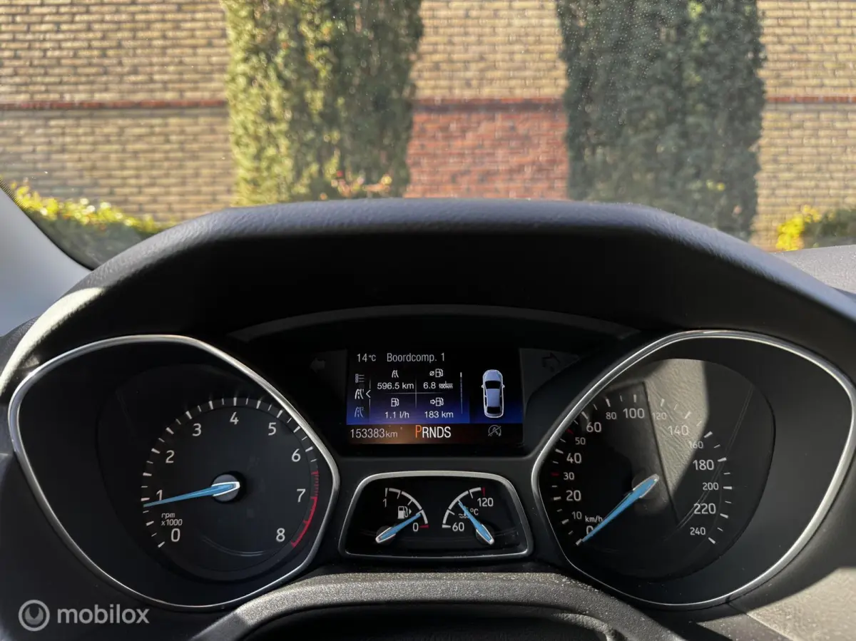 1.0 Trend Stoel+Stuur+Voorruit.vrw*Carplay*Cruise