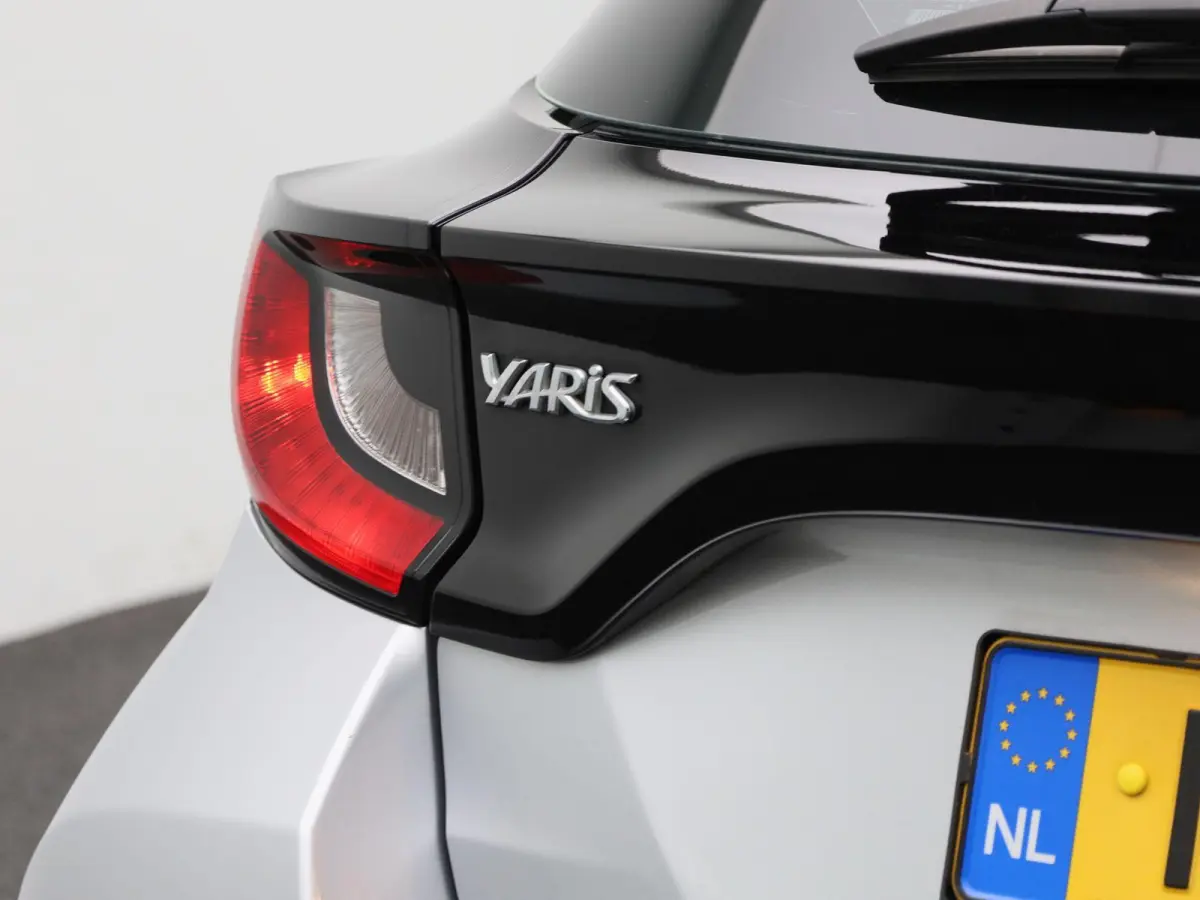 1.5 Hybrid Active | Automaat | Apple Carplay / Android Auto | Cruise Control | Achteruitrijcamera | Climate Control |