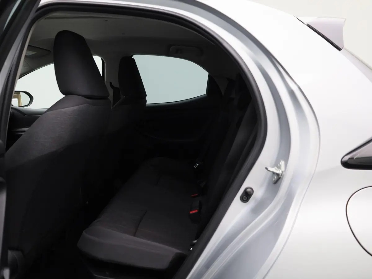 1.5 Hybrid Active | Automaat | Apple Carplay / Android Auto | Cruise Control | Achteruitrijcamera | Climate Control |