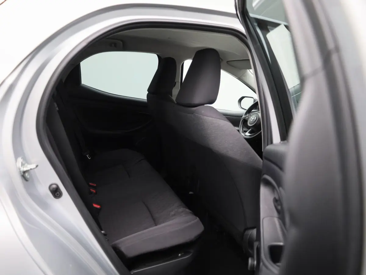 1.5 Hybrid Active | Automaat | Apple Carplay / Android Auto | Cruise Control | Achteruitrijcamera | Climate Control |