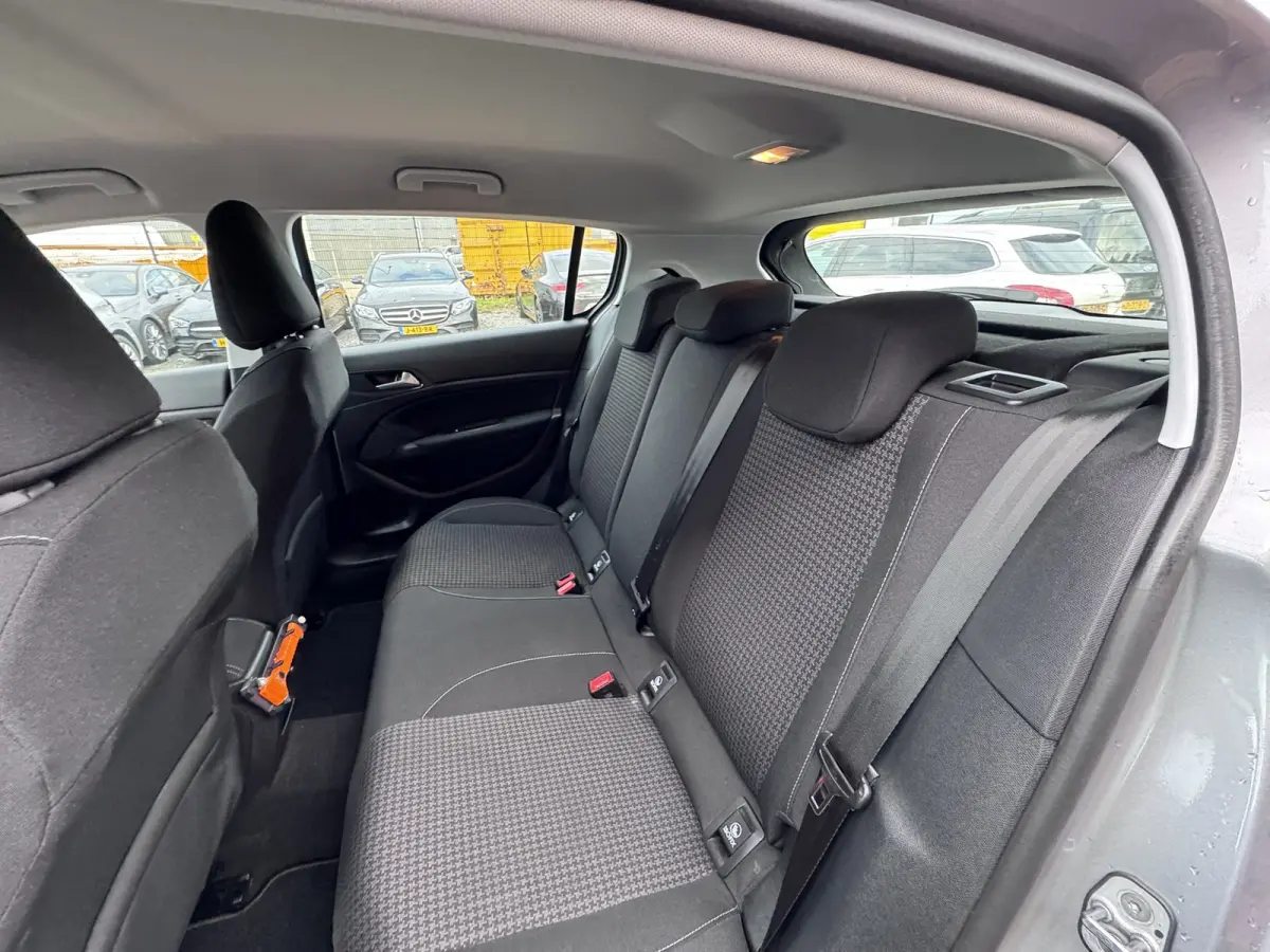 1.5 BlueHDi Blue Lease, Euro 6, Apple Carplay, Marge