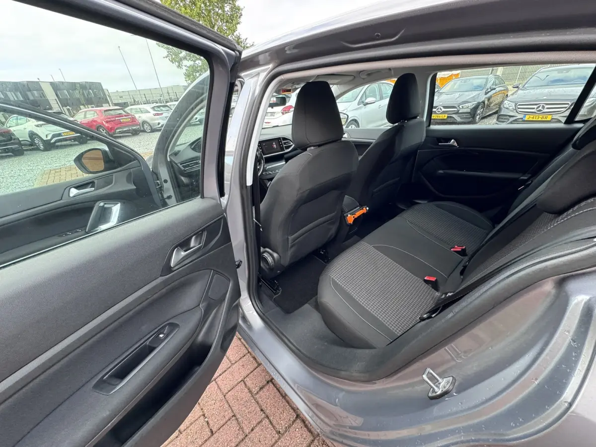 1.5 BlueHDi Blue Lease, Euro 6, Apple Carplay, Marge