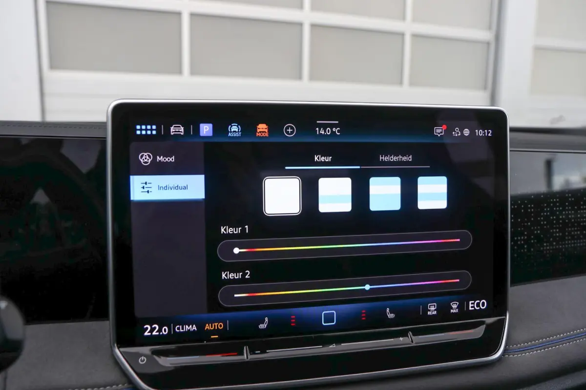 1.5 eHybrid 272pk R-Line | SoH 99% | Trekhaak | 360 Camera | Navigatie | Stoelverwarming