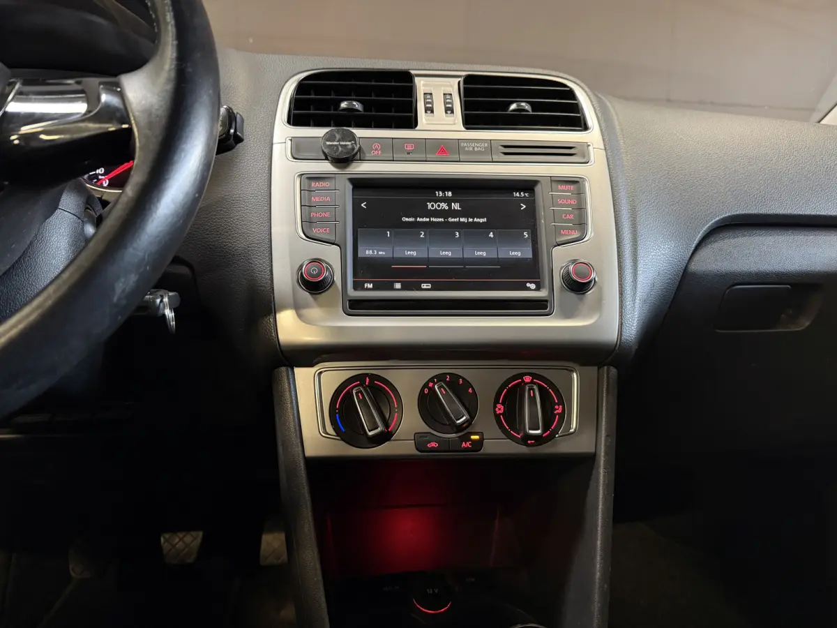 1.0 96PK BlueMotion Edition | Apple Carplay | Origineel NL | NAP
