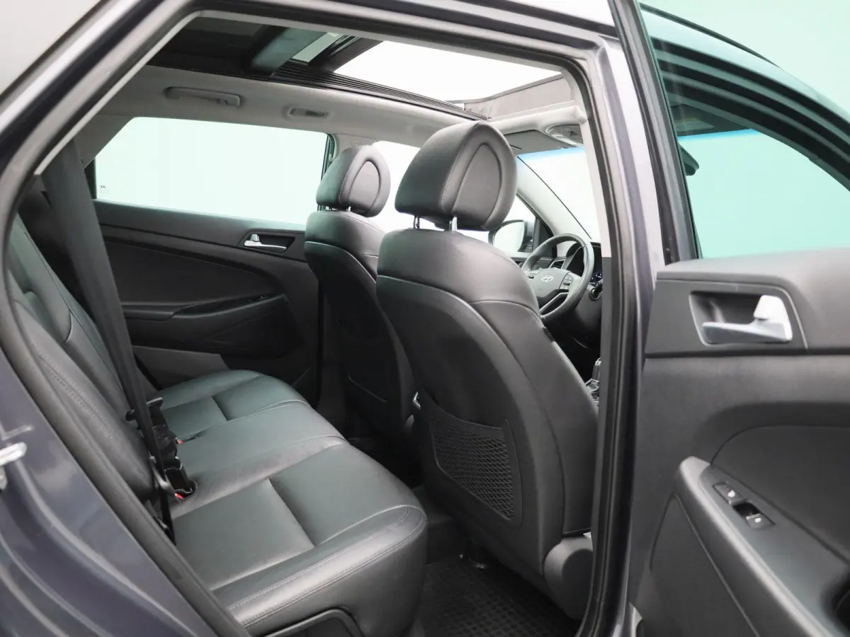 1.6 T-GDi Premium 4WD | Automaat | Achteruitrijcamera | Parkeersensoren | Panoramadak | Panoramadak | Stoelverwarming | Stuurverwarming |