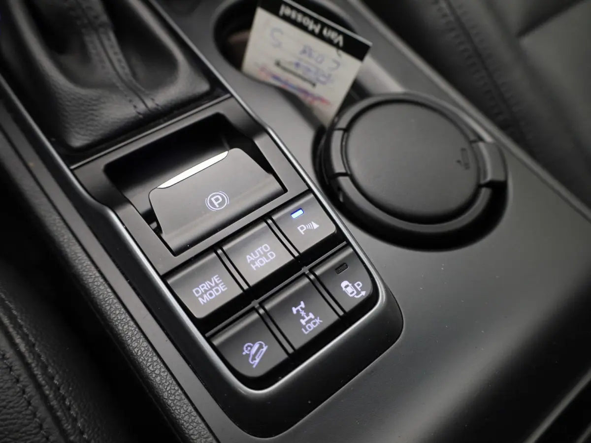 1.6 T-GDi Premium 4WD | Automaat | Achteruitrijcamera | Parkeersensoren | Panoramadak | Panoramadak | Stoelverwarming | Stuurverwarming |