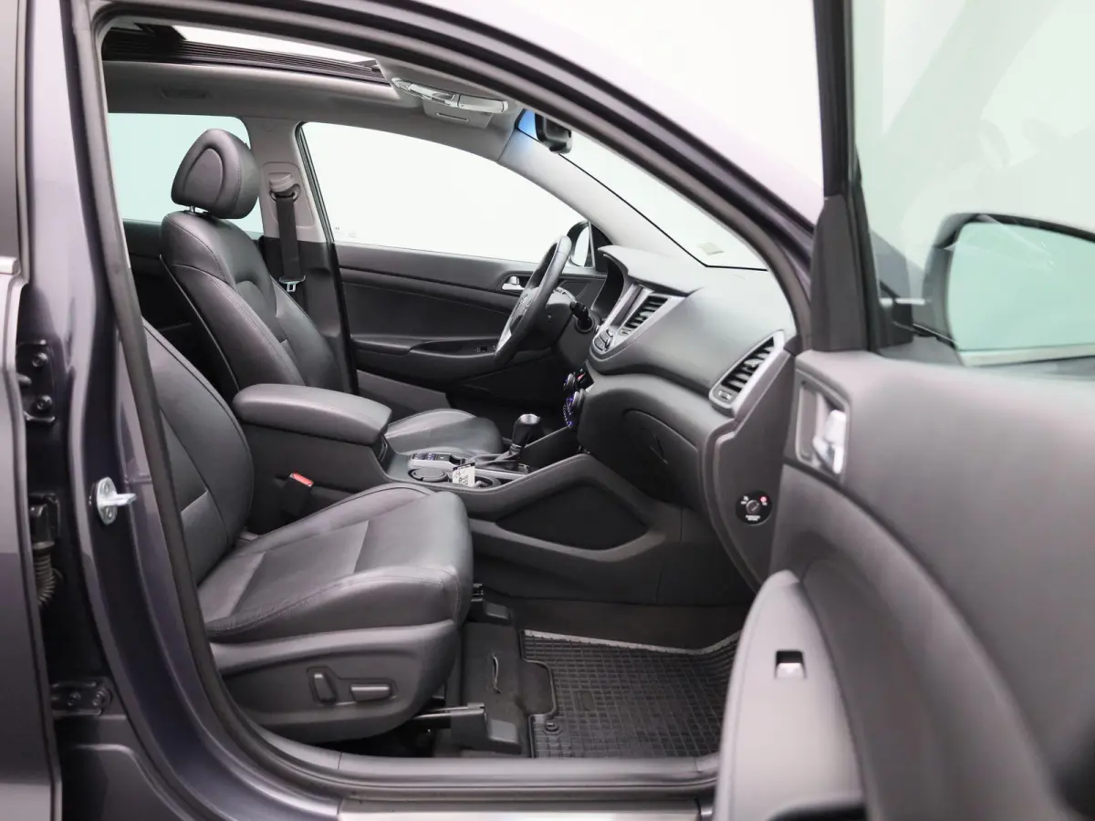 1.6 T-GDi Premium 4WD | Automaat | Achteruitrijcamera | Parkeersensoren | Panoramadak | Panoramadak | Stoelverwarming | Stuurverwarming |