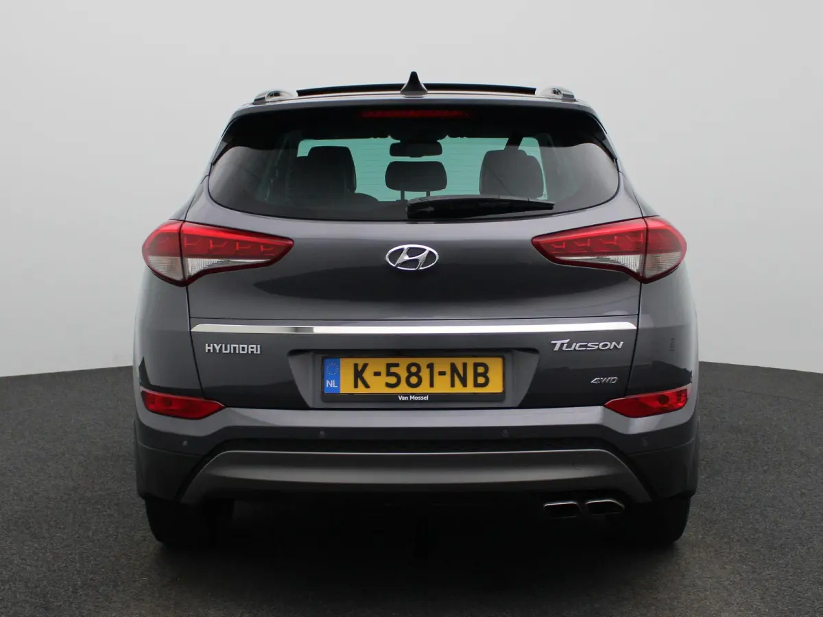 1.6 T-GDi Premium 4WD | Automaat | Achteruitrijcamera | Parkeersensoren | Panoramadak | Panoramadak | Stoelverwarming | Stuurverwarming |