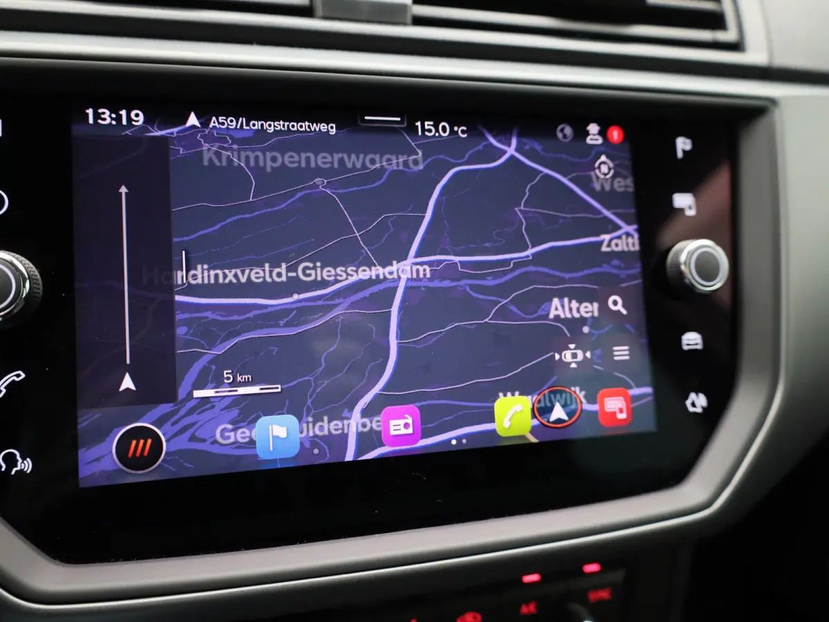 1.0 TSI Style Business Intense Plus | Apple Carplay / Android Auto | Achteruitrijcamera | Parkeersensoren | Stoelverwarming |