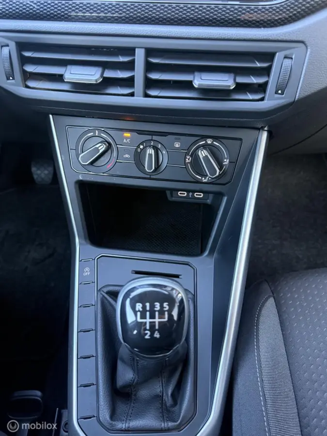 - 1.0 TSI 95 PK Life Edition | Adaptieve Cruise | DAB |