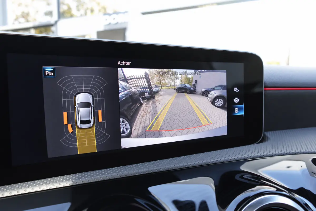 200 Business Solution AMG CAM BLINDSPOT