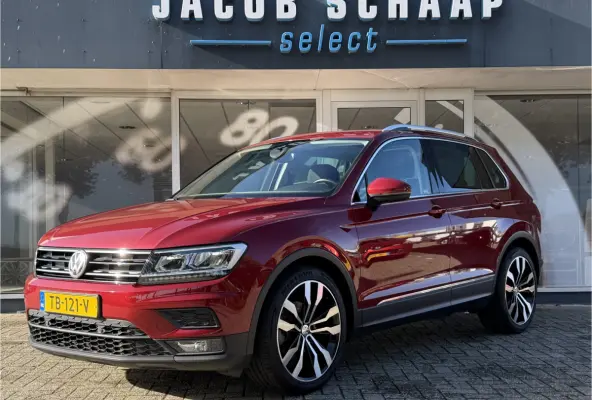 1.4 TSI Comfortline Business / 150PK / Pano / Trekhaak (1.600KG) / 20'' LM / Carplay /