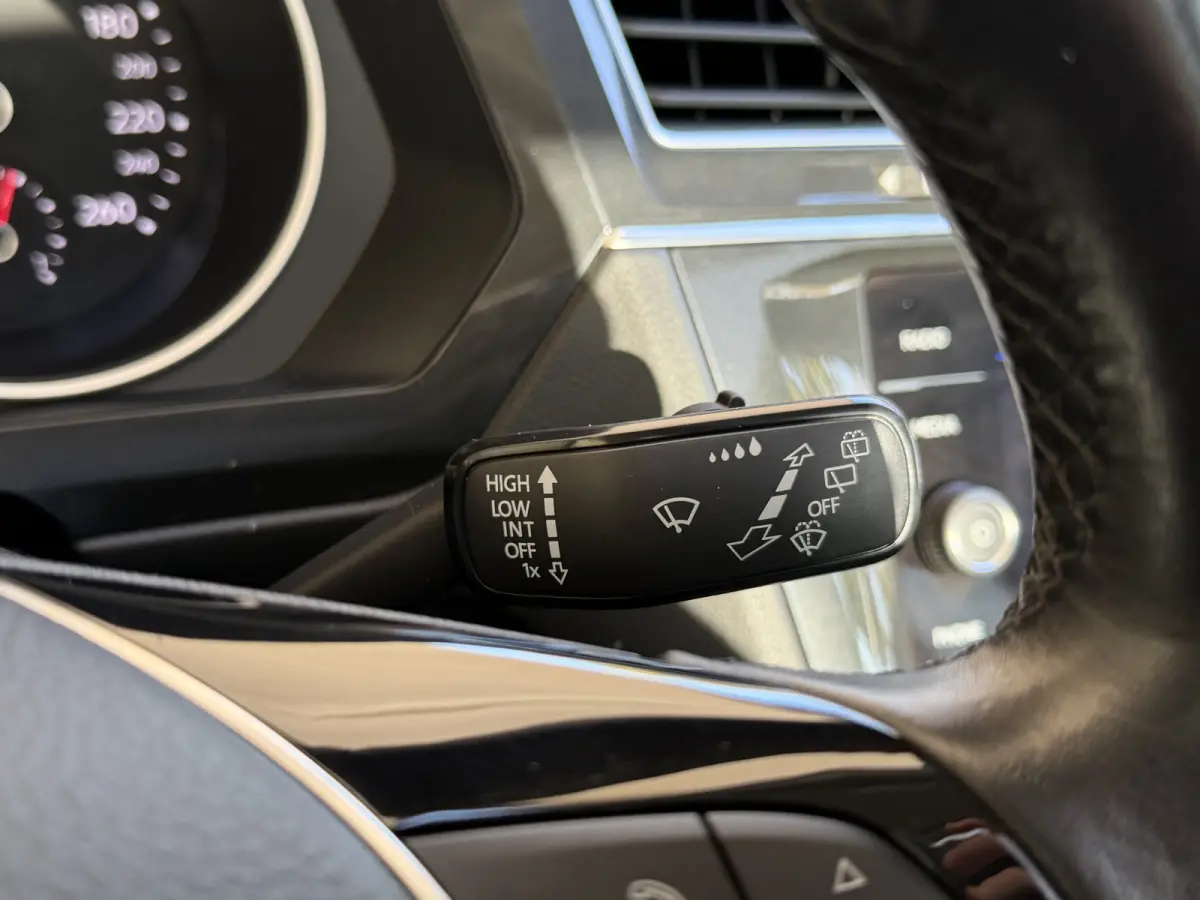 1.4 TSI Comfortline Business / 150PK / Pano / Trekhaak (1.600KG) / 20'' LM / Carplay /