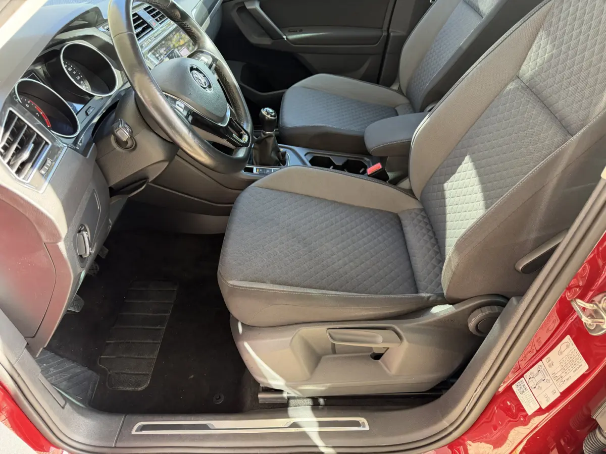 1.4 TSI Comfortline Business / 150PK / Pano / Trekhaak (1.600KG) / 20'' LM / Carplay /