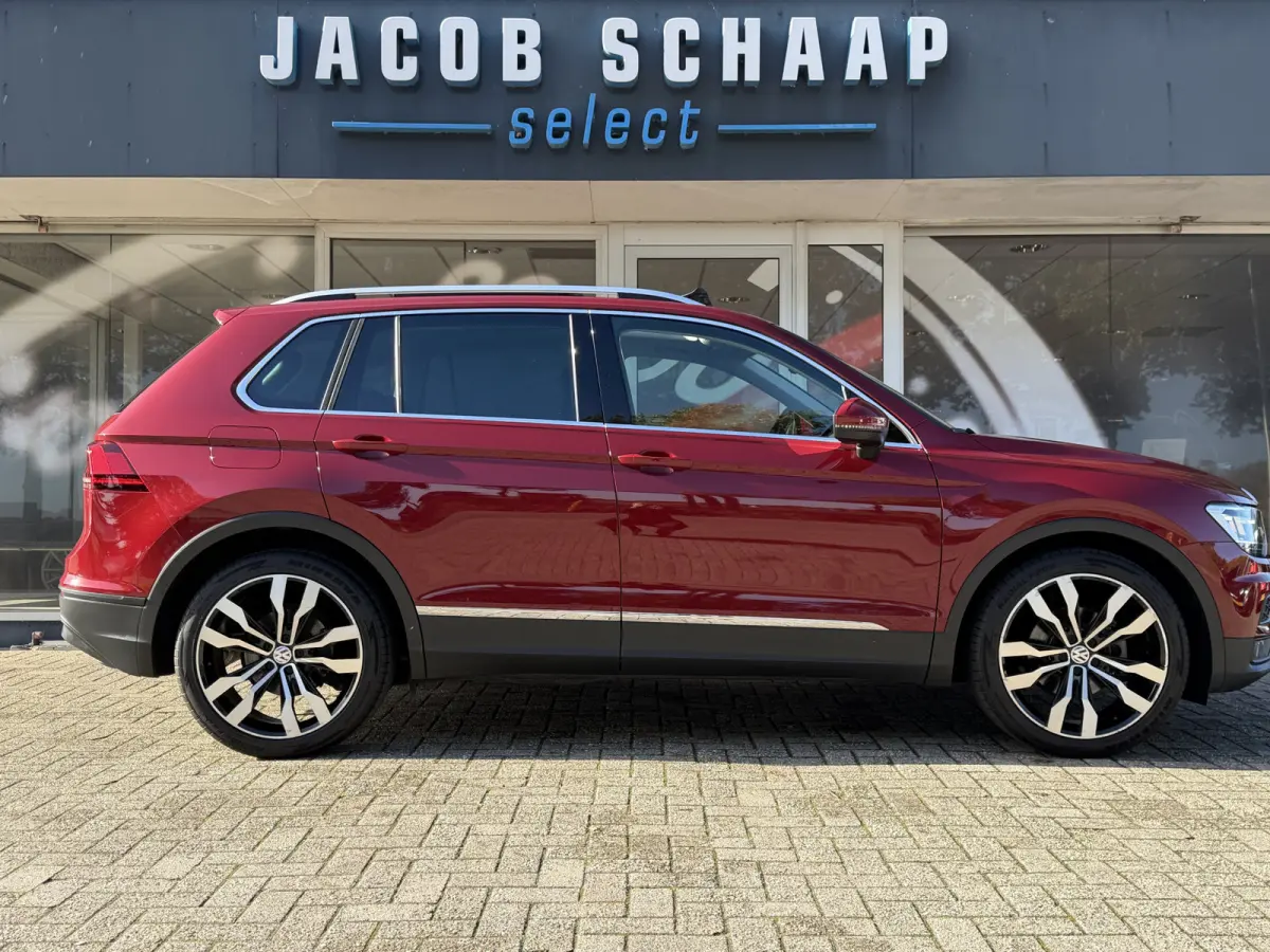 1.4 TSI Comfortline Business / 150PK / Pano / Trekhaak (1.600KG) / 20'' LM / Carplay /