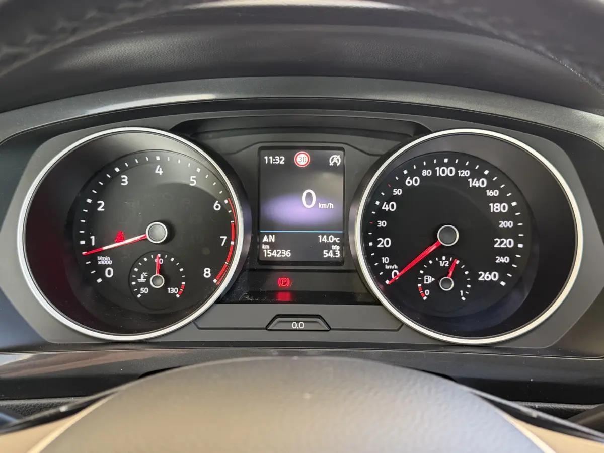 1.4 TSI Comfortline Business / 150PK / Pano / Trekhaak (1.600KG) / 20'' LM / Carplay /