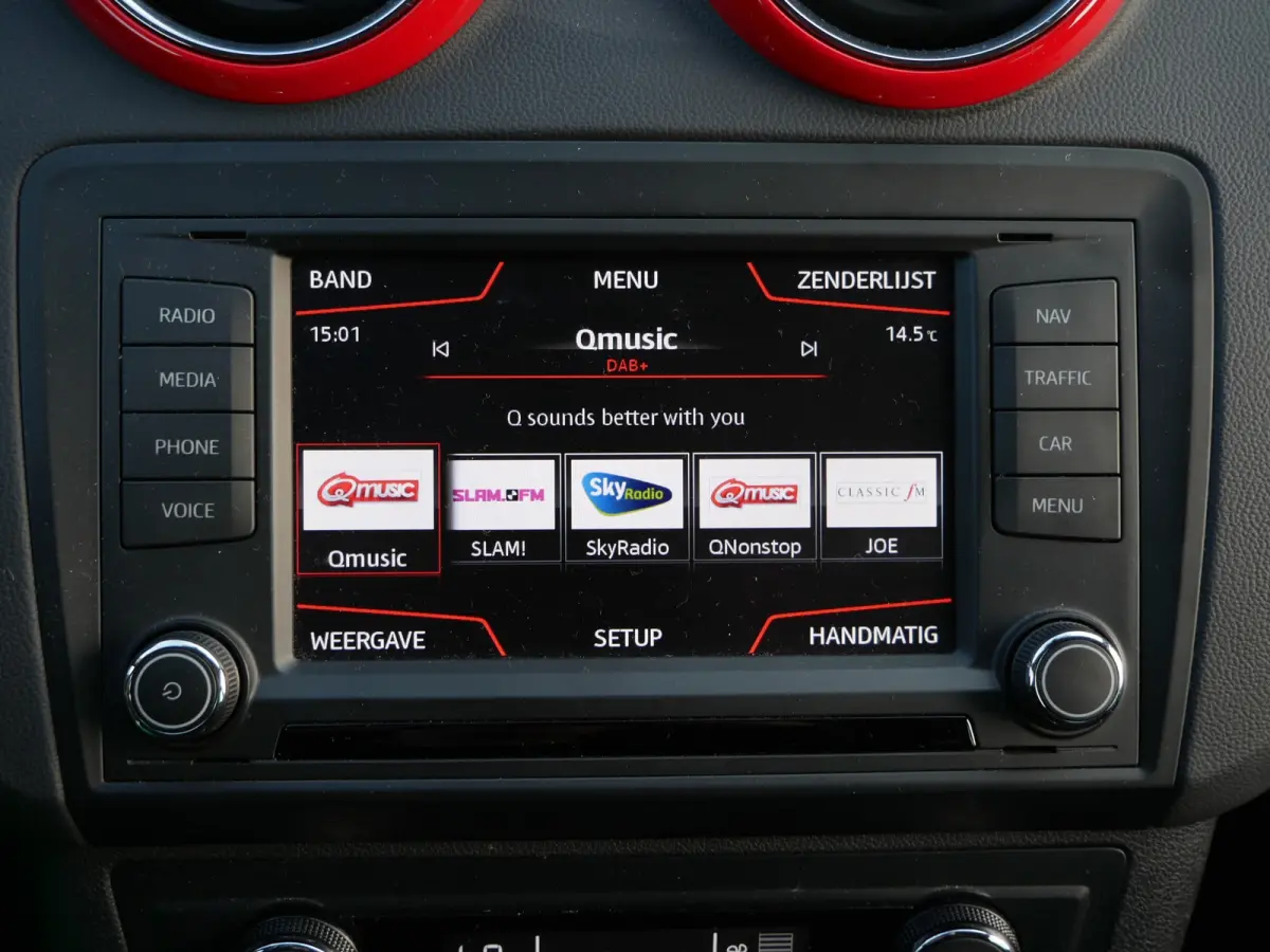 1.0 EcoTSI 110pk FR Connect Sound upgrade