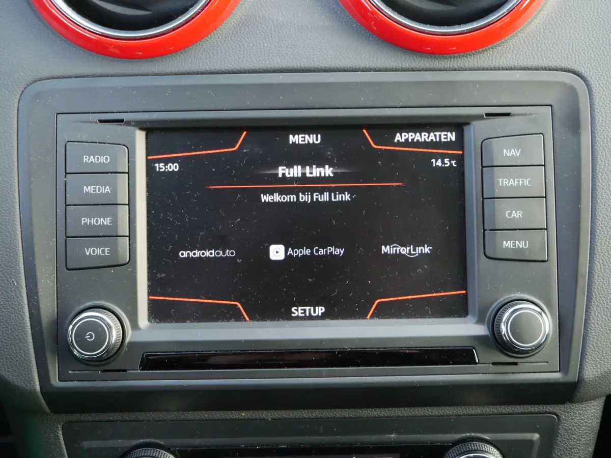 1.0 EcoTSI 110pk FR Connect Sound upgrade