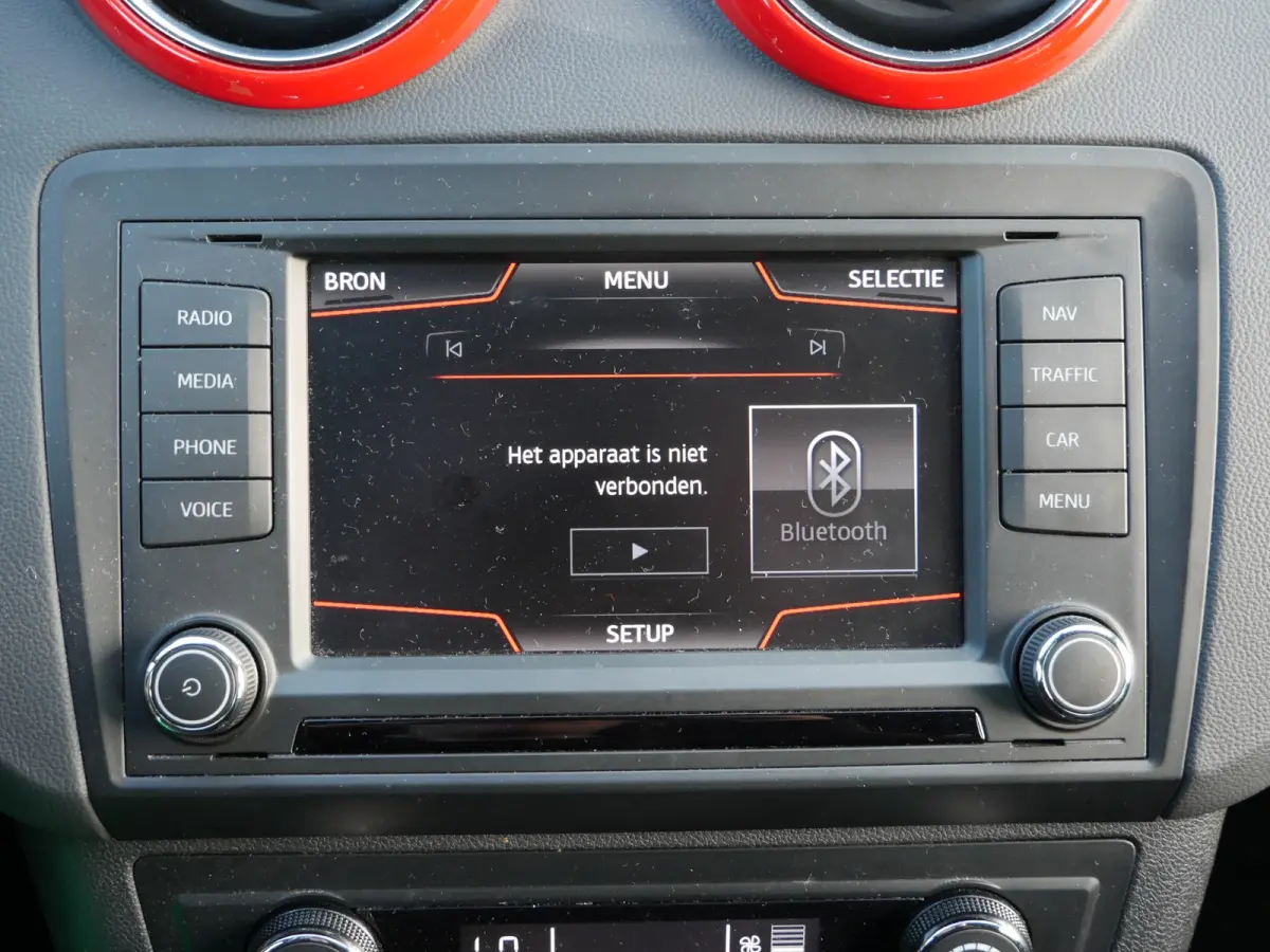 1.0 EcoTSI 110pk FR Connect Sound upgrade