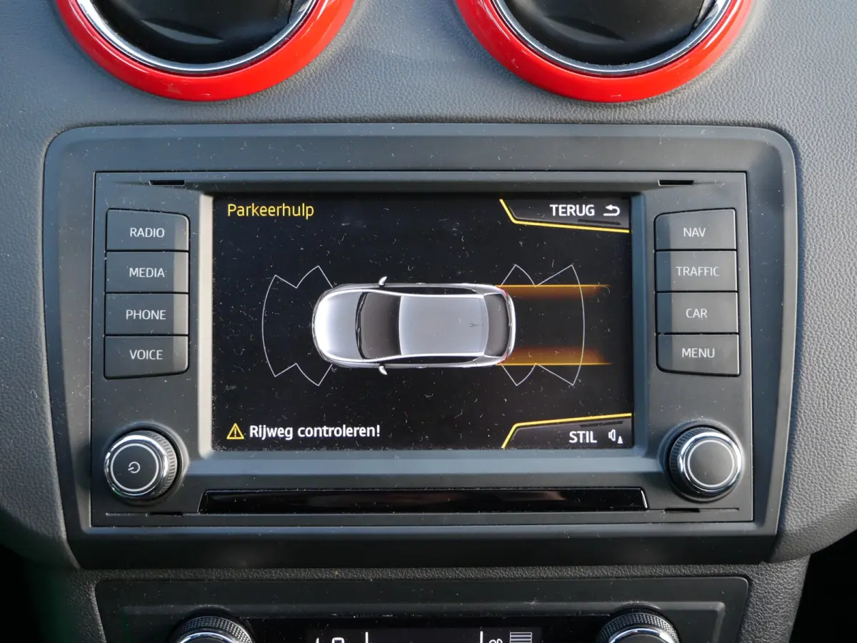 1.0 EcoTSI 110pk FR Connect Sound upgrade