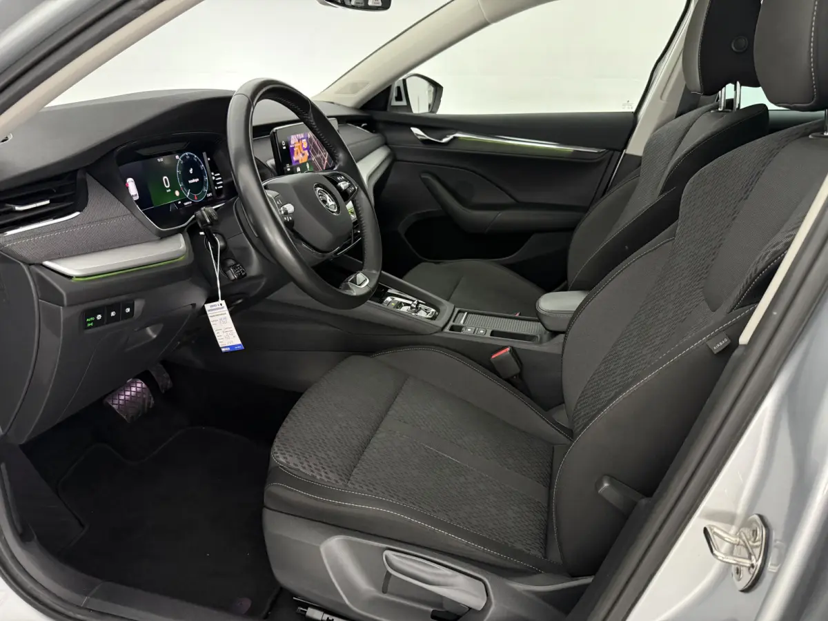 1.0 TSI e-TEC MHEV DSG | Virtual | Camera | Carplay | Sfeer | Trekhaak | Cruise | Navi | Keyless | NAP
