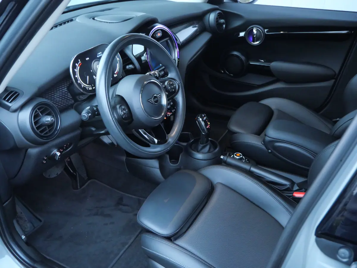 2.0 Cooper S Chili 192 Pk Automaat Navi / DAB / Apple Carplay / Camera / Leer