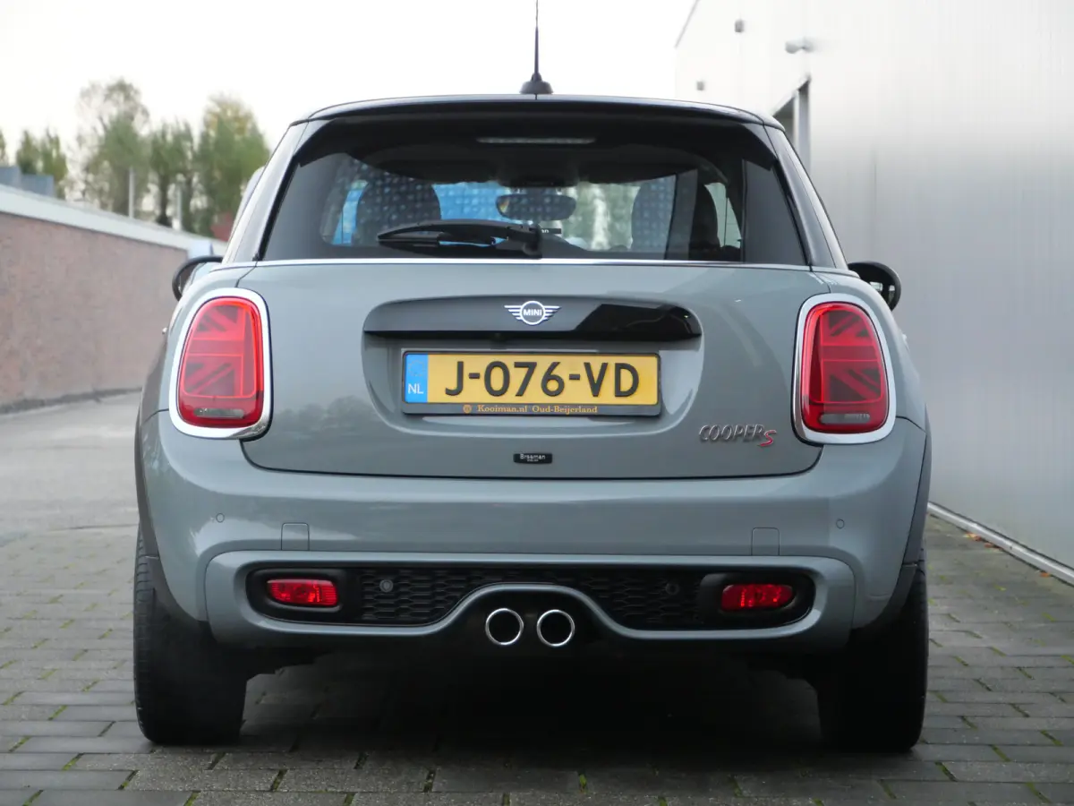 2.0 Cooper S Chili 192 Pk Automaat Navi / DAB / Apple Carplay / Camera / Leer