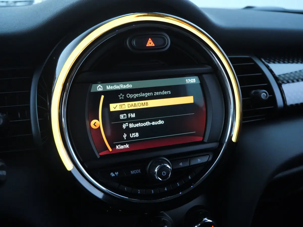 2.0 Cooper S Chili 192 Pk Automaat Navi / DAB / Apple Carplay / Camera / Leer