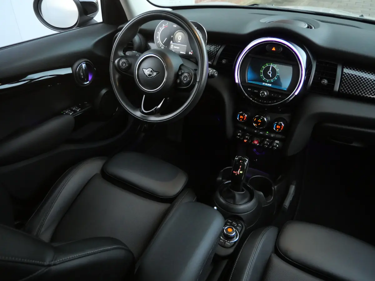 2.0 Cooper S Chili 192 Pk Automaat Navi / DAB / Apple Carplay / Camera / Leer