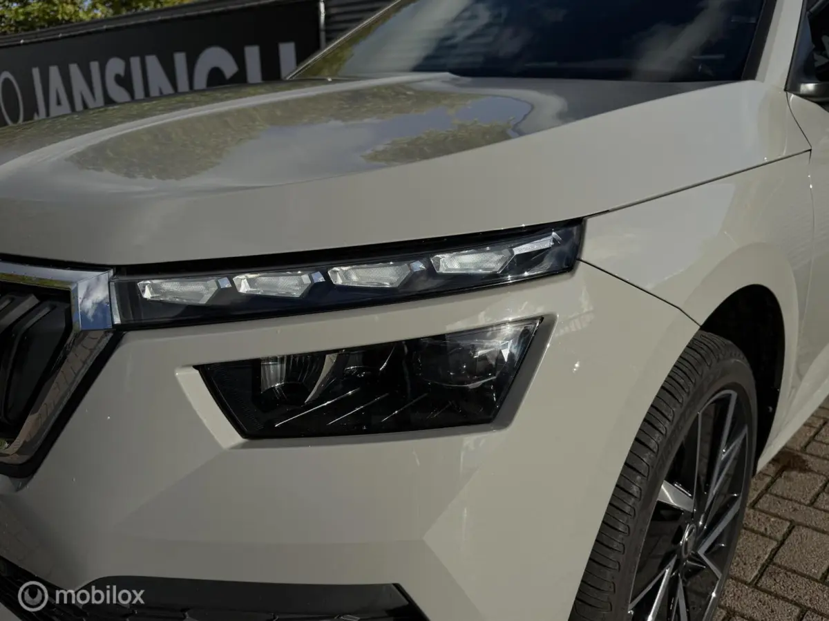 1.0 TSI Sport Business | Panoramadak | Clima | Sportstoelen | LM Velgen |
