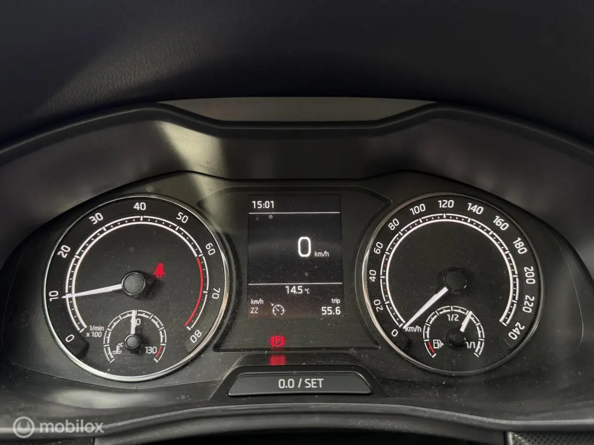 1.0 TSI Sport Business | Panoramadak | Clima | Sportstoelen | LM Velgen |