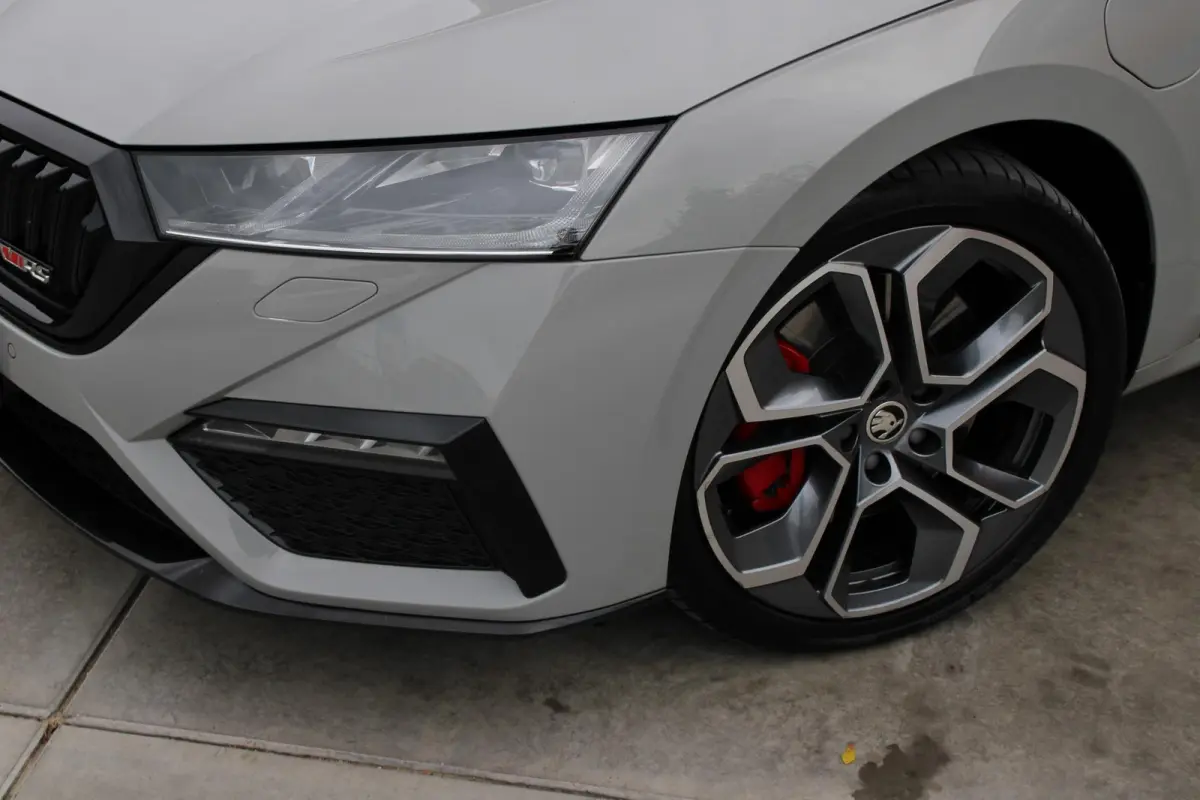 1.4 TSI RS iV PHEV Business