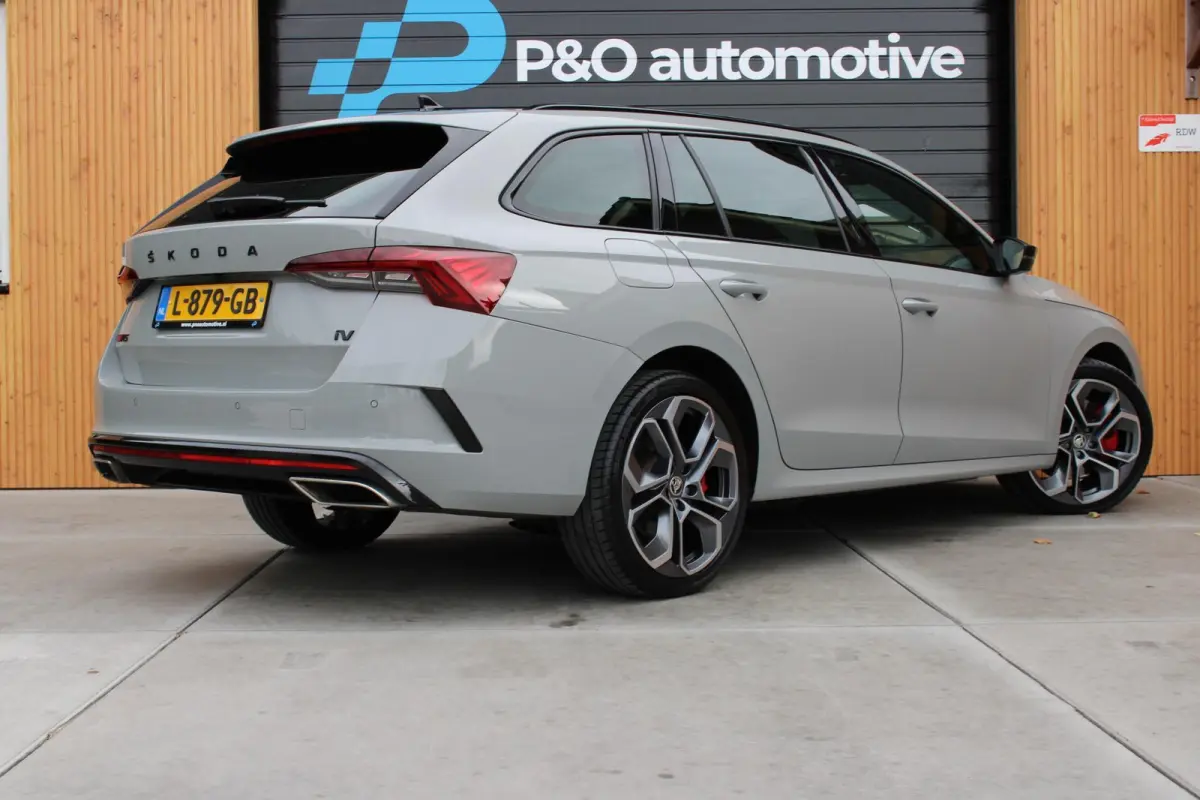1.4 TSI RS iV PHEV Business