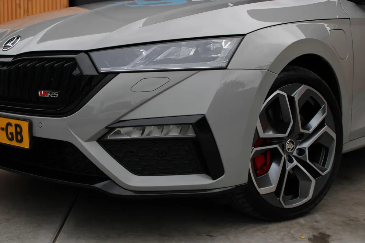 1.4 TSI RS iV PHEV Business