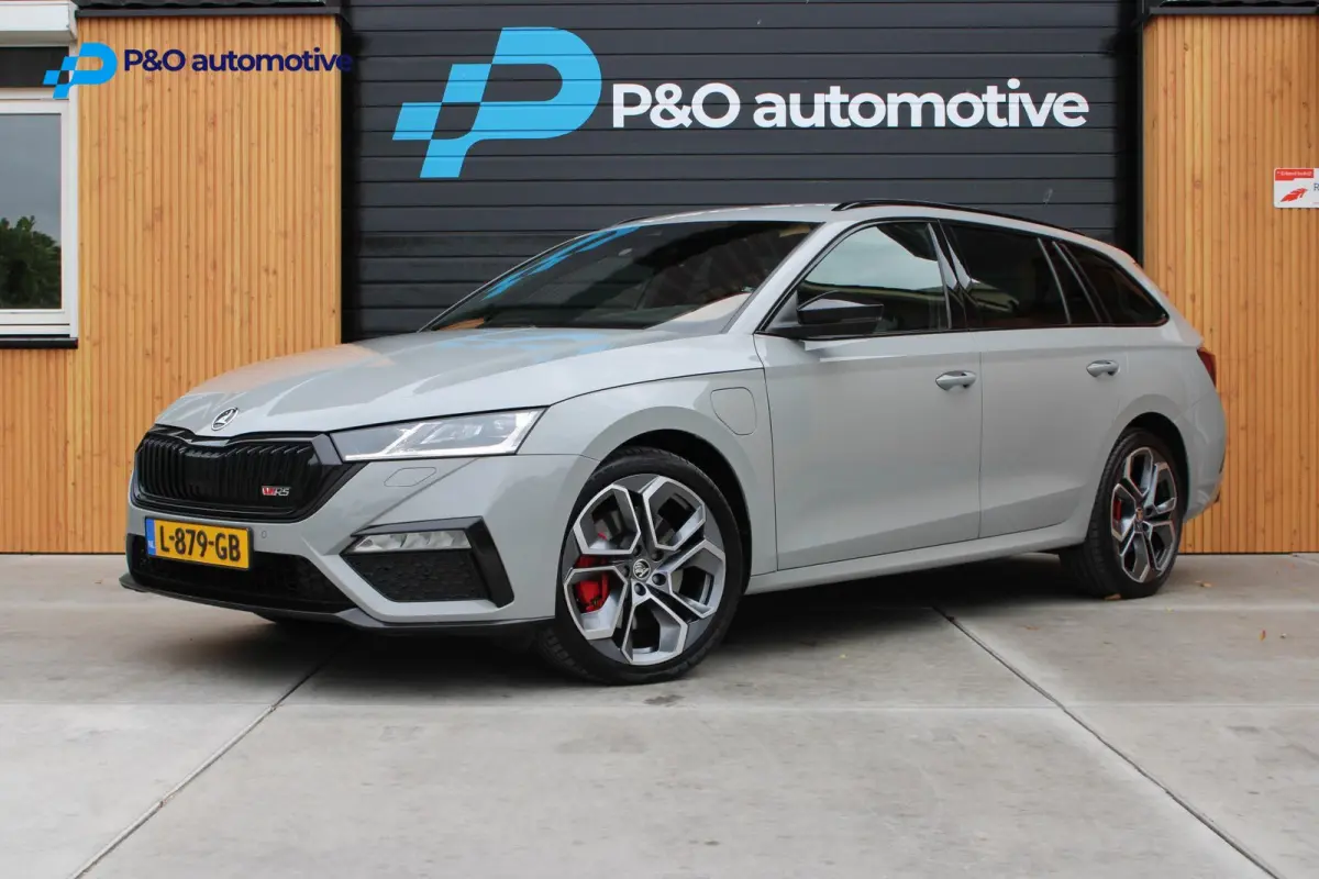 1.4 TSI RS iV PHEV Business