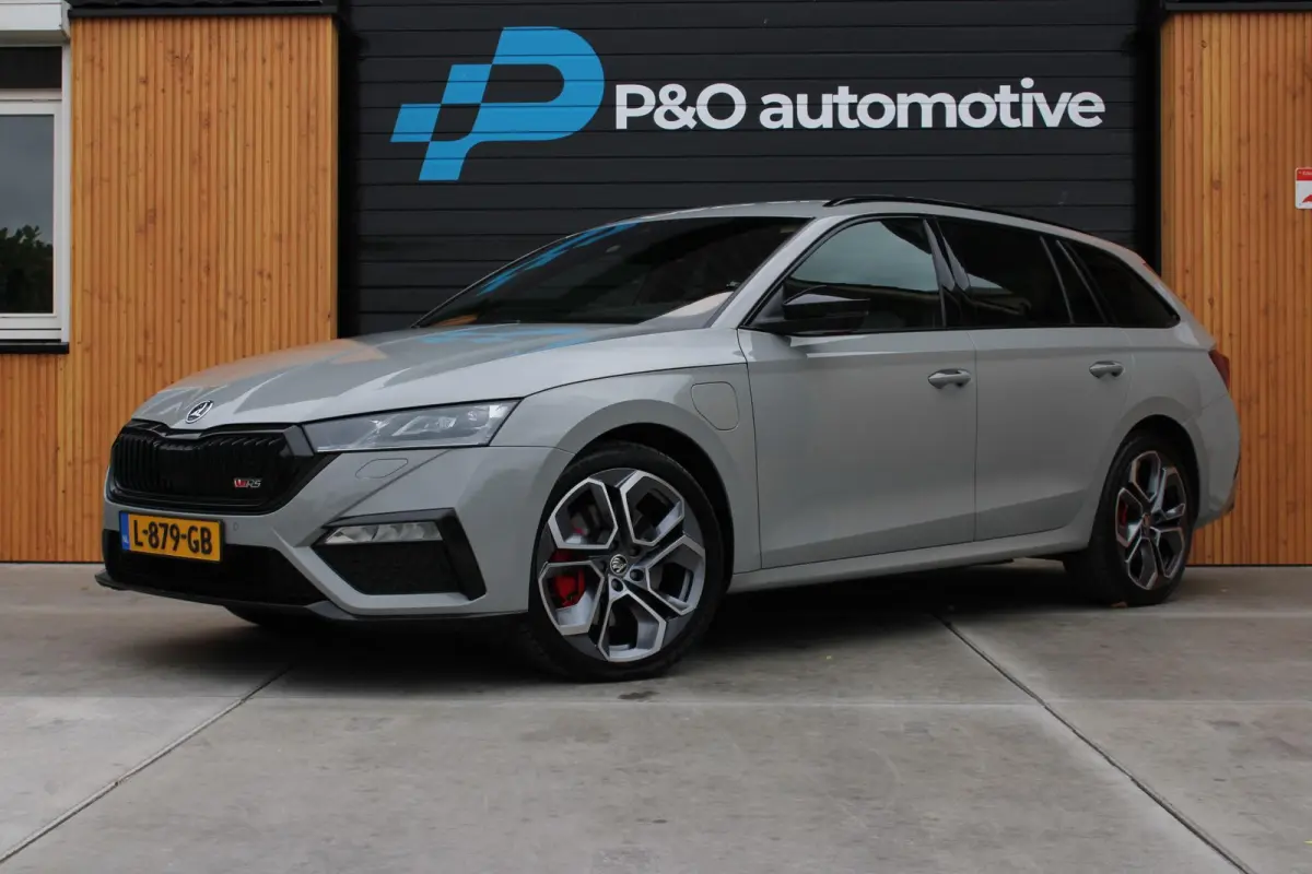 1.4 TSI RS iV PHEV Business