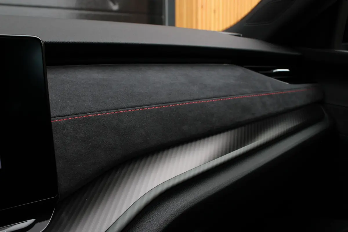 1.4 TSI RS iV PHEV Business