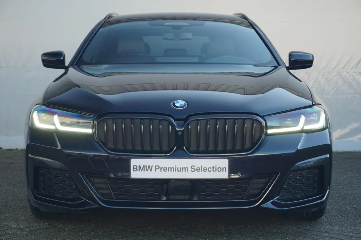520i High Executive Edition M Sport / Trekhaak / Comfort Acces / Hifi / CoPilot / Driving Assistant Professional