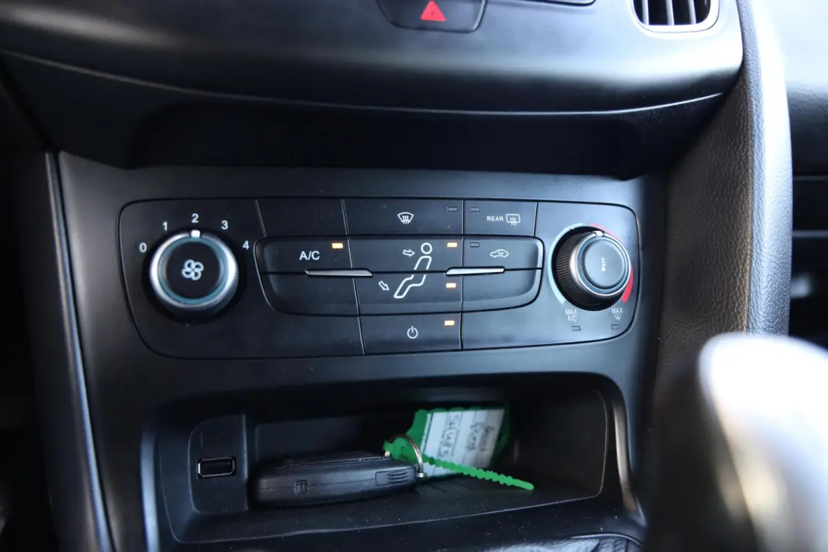 1.0 ST-Line|Airco|Navi|Parkeersensor V+A|
