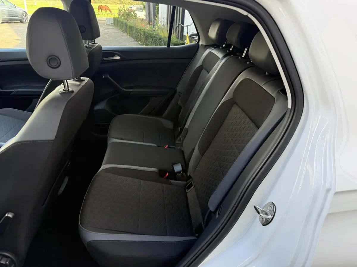 1.0 TSI R-Line VIRTUEEL/ACC *ALL-IN PRIJS*